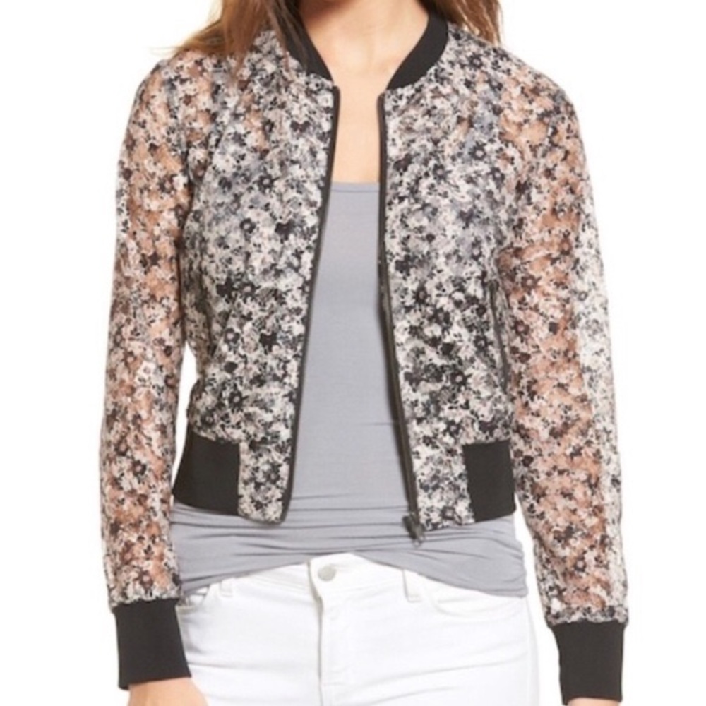 CHELSEA28 Cropped Lace Floral Bomber Jacket Women’s M
